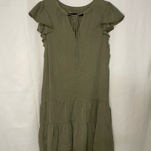 Knox Rose | Olive Green Short Ruffle Sleeves